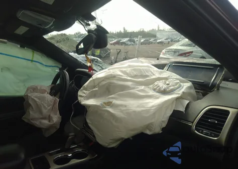 2017 Jeep Grand Cherokee Laredo 4X4 from USA, damaged, VIN 1C4RJFAG0HC739852